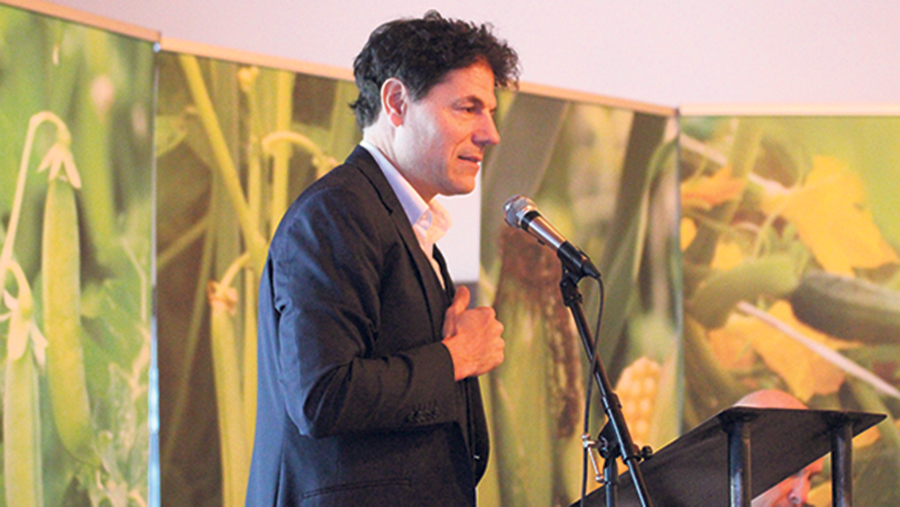 Lors de l’assemblée générale annuelle des Producteurs de légumes de transformation du Québec, Hugo Boisvert est revenu sur les turbulences par lesquels le transformateur Nortera est passé cet automne, en raison des tarifs douaniers américains.