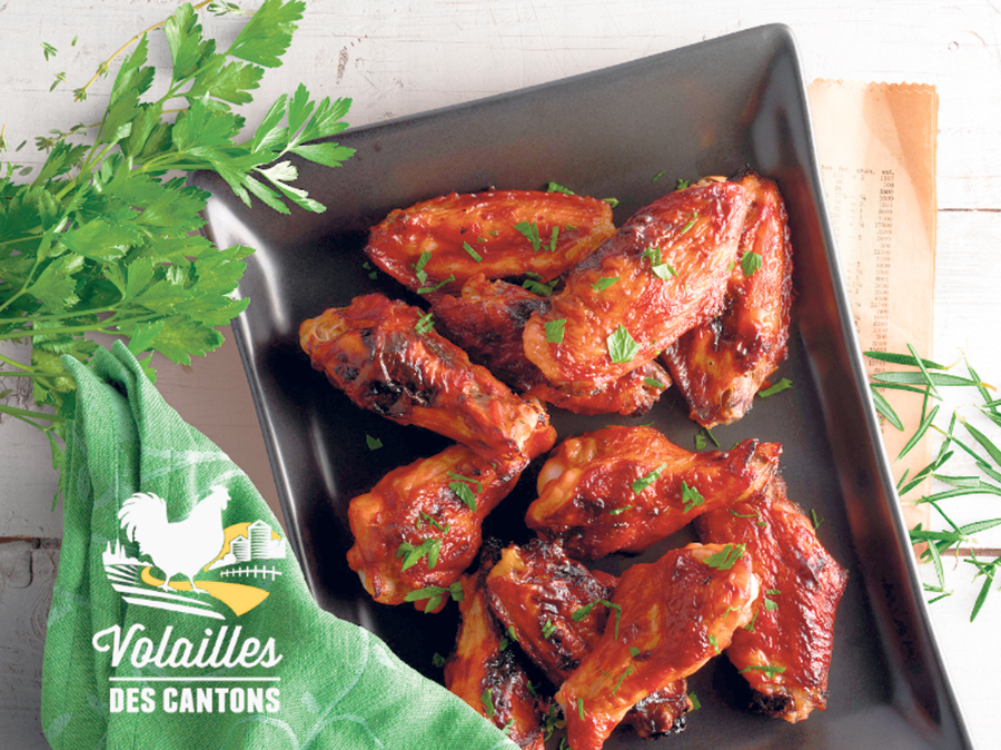 Les ventes d’ailes de poulet s’envolent à l’approche du Super Bowl, chez Volailles des Cantons, comme ailleurs. Photo : Gracieuseté de Volailles des Cantons