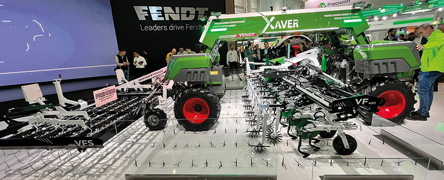Le Xaver GT, de Fendt, est un robot de champ autonome. La judicieuse répartition de ses maigres trois tonnes sur l’ensemble de la machine réduirait au maximum la compaction du sol.