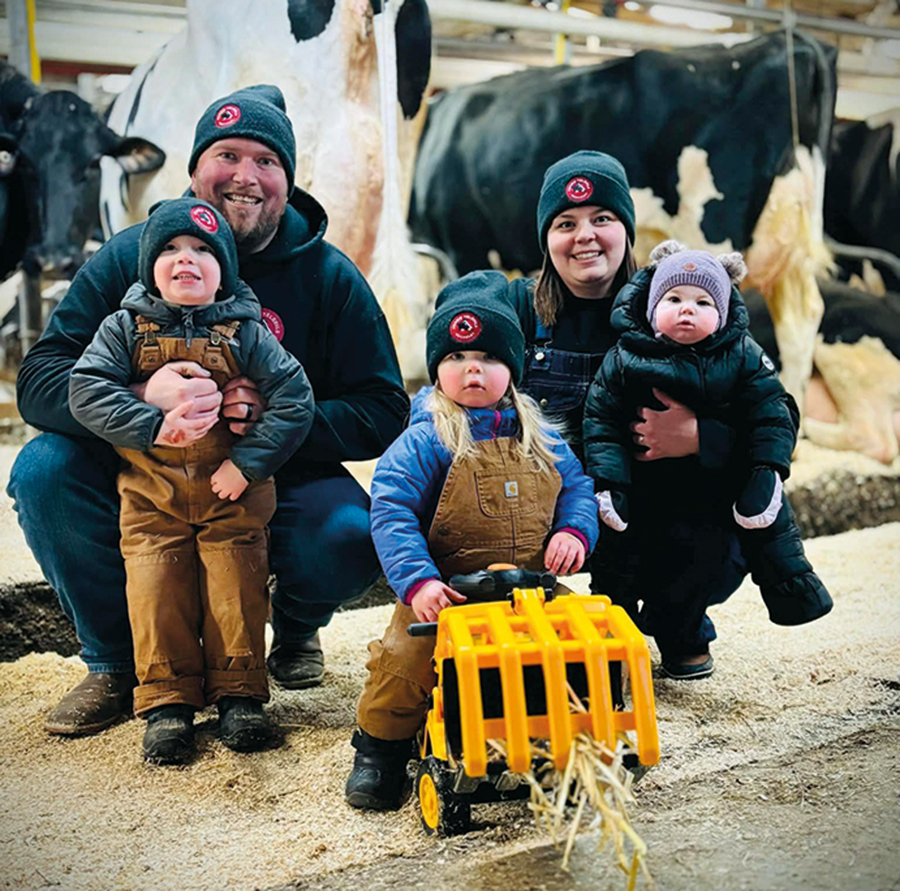 Donavan Laroche et Léa Paradis, de Warwick, et leur belle famille, des gens très unis, toujours là l’un pour l’autre, de très beaux êtres humains.
