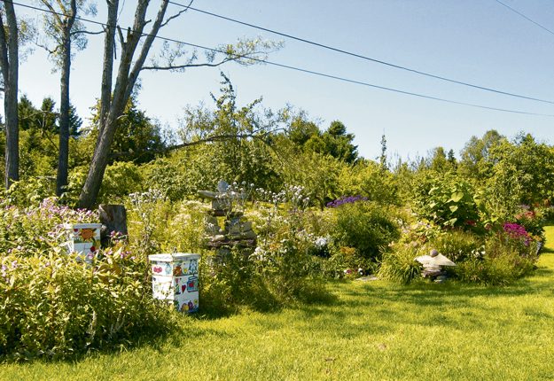 Le Petit Jardin de l’abeille est situé à Maria, dans la Baie-des-Chaleurs. Crédit photo : Jacques Boucher