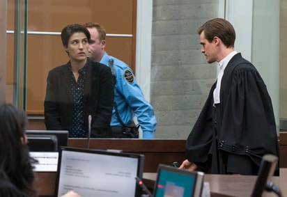 Dans Unité 9, Salomé Corbo incarne Caroline Laplante, l’ancienne chef de la sécurité de la prison de Lietteville. Photo : Radio-Canada