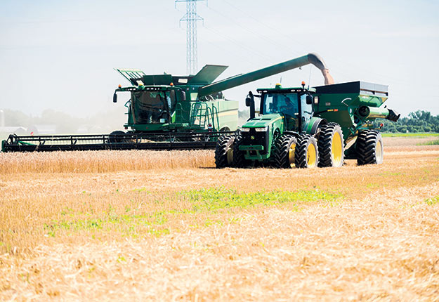 La récolte du blé d’automne varie d’un endroit à l’autre, allant d’excellente à médiocre selon les précipitations reçues. Crédit photo : Archives TCN