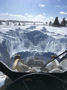 En Chaudière-Appalaches, Simon-Pier Lévesque a publié sur Facebook une photo de son chemin recouvert de neige. « Je suis écœuré », a-t-il écrit. Photo : Simon-Pier Lévesque