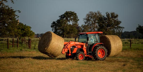 Utilitaire et compacte : voici la nouvelle série de tracteurs MX de Kubota  - La Terre de chez nous