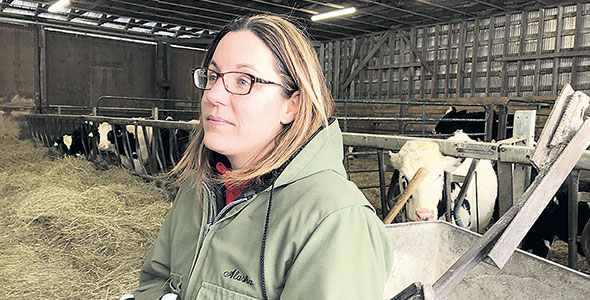 Andréanne Gauthier, technicienne en pharmacie de formation, s’est jointe à son conjoint à la ferme.