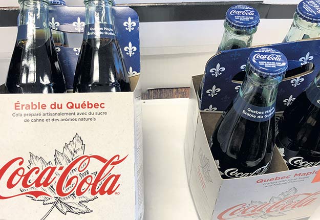 Coca-Cola propose une boisson Érable du Québec avec un visuel rappelant le drapeau de la province et un texte expliquant que Coke s’inspire de la tradition du temps des sucres.