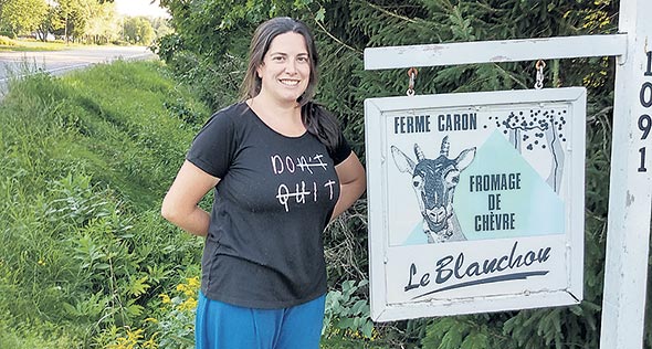 Raphaëlle Julien Caron est devenue copropriétaire  de la ferme familiale avec ses parents en 2018.