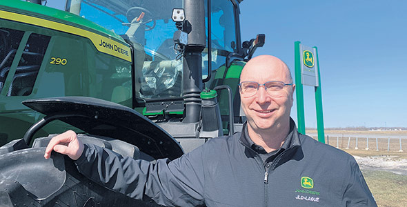 Bruno Bouchard mentionne que les généreuses subventions de Donald Trump aux agriculteurs avant les dernières élections ont propulsé l’achat de tracteurs par les Américains. Photo : Gracieuseté de Bruno Bouchard
