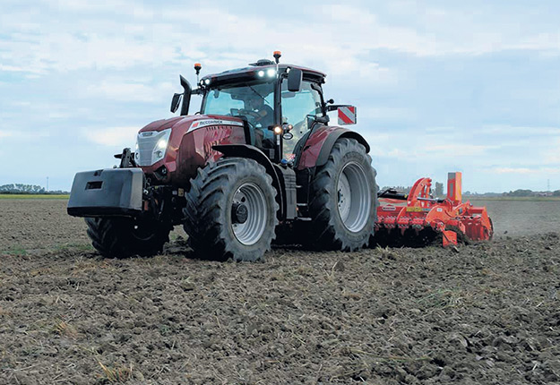 Le nouveau McCormick X7.6 allie technologie, fiabilité et puissance pour répondre aux besoins des agriculteurs, qu’ils soient producteurs de grandes cultures ou éleveurs. Photos : Gracieuseté de McCormick