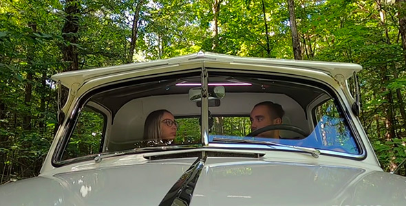 En voyant que Marc-Antoine avait arrêté sa camionnette au fin fond des bois, j’ai cru un moment qu’on allait assister à une scène de film d’horreur! Plus de peur que de mal, comme on dit.