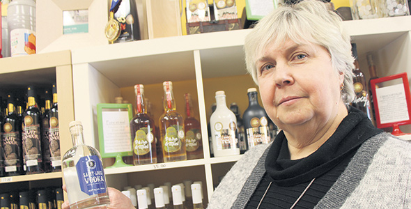Elena Remizova s’est inspirée de la recette de vodka de son pays d’origine pour développer, avec l’aide de son mari, la vodka Saint-Louis.