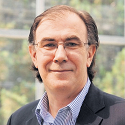 Richard Bélanger, professeur titulaire à la Chaire de recherche du Canada de phytoprotection de l’Université Laval