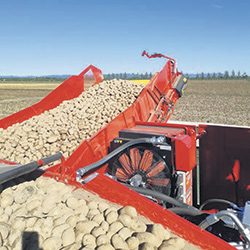 La mécanisation permet à la ferme de relever de nombreux défis.