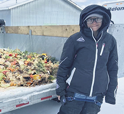 Carolyn Barrette a eu l’idée de contacter plusieurs entreprises locales pour leur offrir de récupérer certains déchets alimentaires.