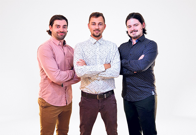 Les trois entrepreneurs ayant développé l’application Flokon, Christopher Brière, Michaël Roussel et Anthony Collin-Nadeau. Photo : Gracieuseté de Flokon