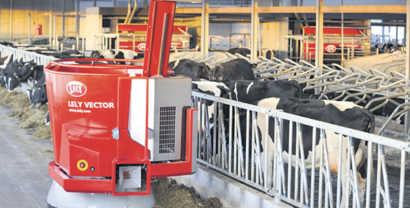 Le système d’alimentation automatisée Lely Vector assure la tranquillité d'esprit au producteur. Une vache bien nourrie produit davantage. Photos : Lely