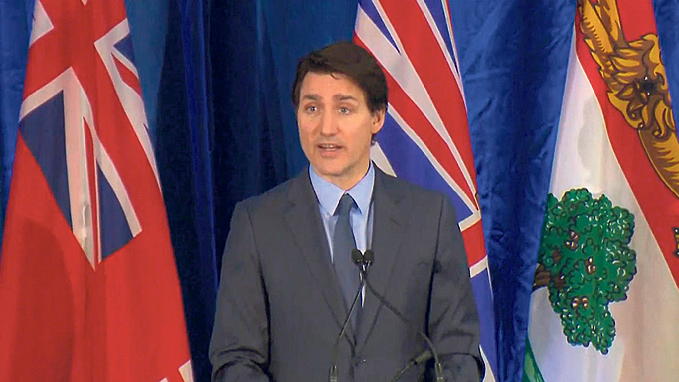 Le premier ministre du Canada, Justin Trudeau, a répondu aux questions des producteurs canadiens réunis en assemblée, pendant plus de 30 minutes, le 6 mars. Photo : CPAC