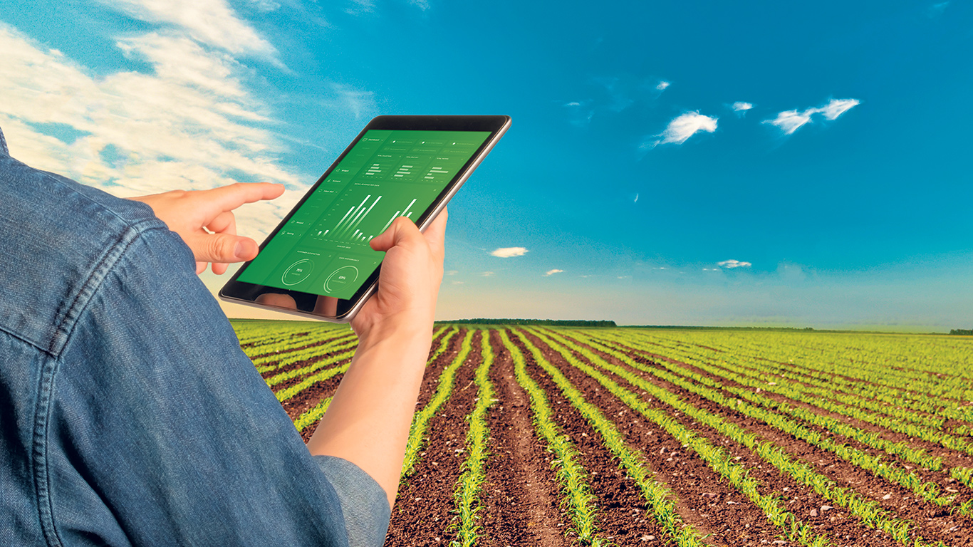 Plusieurs intervenants pensent que le milieu agricole doit amorcer rapidement le virage technologique pour demeurer concurrentiel et pressent les associations de producteurs de prendre l’initiative.