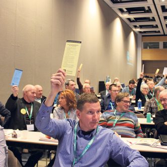 Près de 300 délégués votants ont débattu des résolutions lors du 99e Congrès de l’Union des producteurs agricoles, qui s’est déroulé du 5 au 7 décembre. Photo : Caroline Morneau/TCN