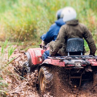 Les agriculteurs peuvent recevoir jusqu’à 25 000 $ par an en compensation pour les pertes causées par les véhicules hors route. Photo : Shutterstock