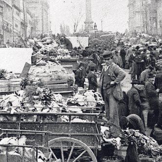 Le marché public sur la place Jacques-Cartier à Montréal au début du 20e siècle. Photo : Archives photographiques Notman – Musée McCord